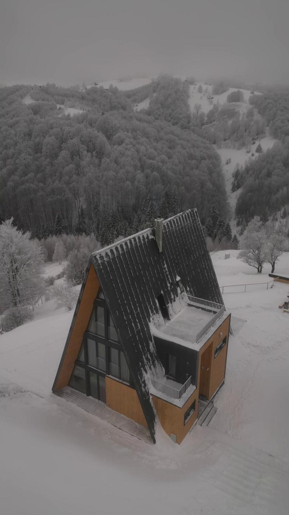 Amont Chalet Peştera Eksteriør bilde